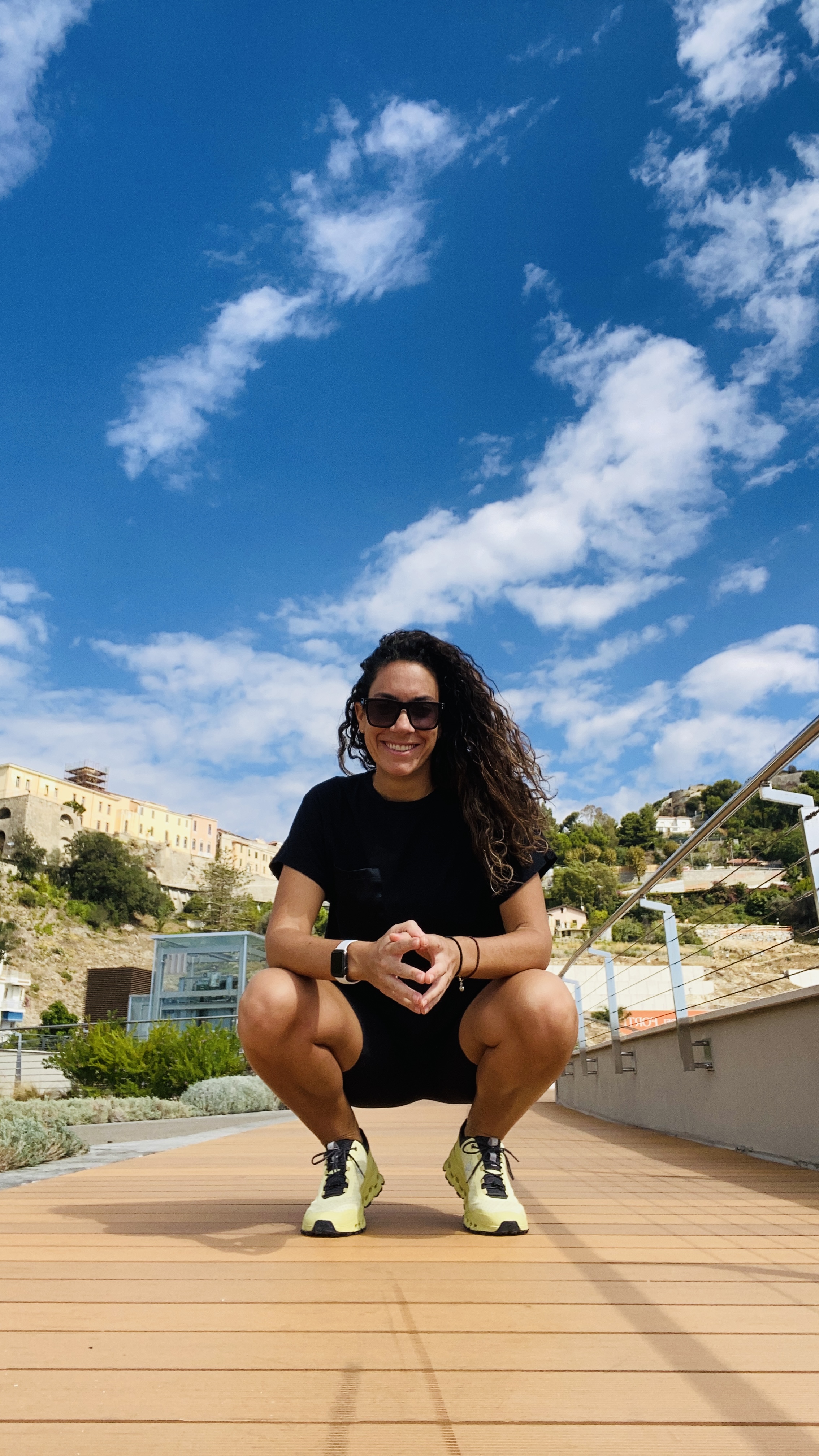 Sonia entrenando con pesas